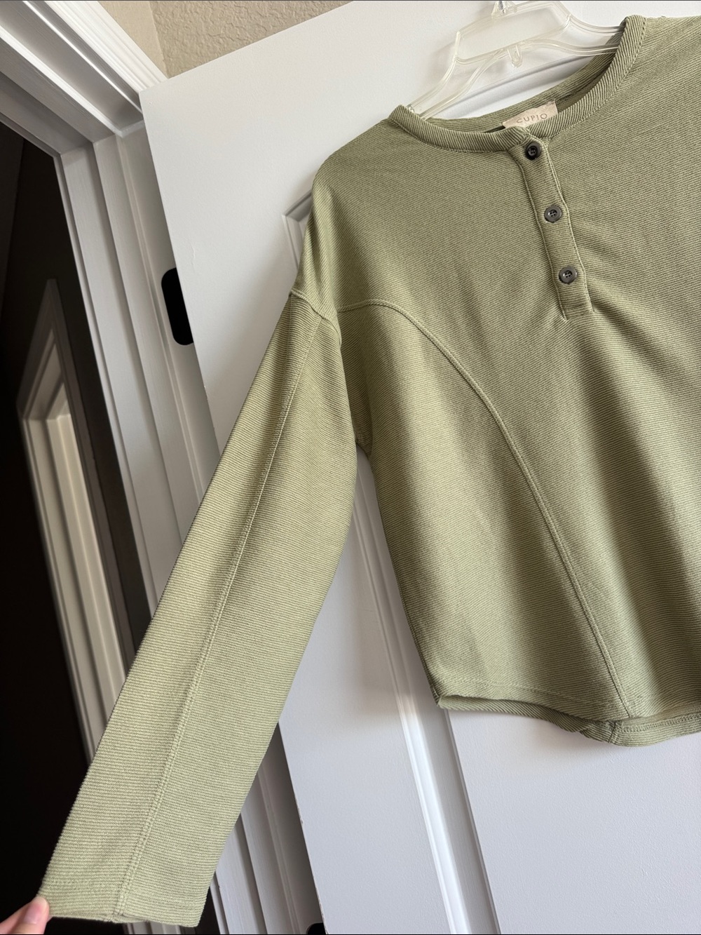 Cupio Olive Long-Sleeve Henley Pullover - Picture 3 of 6